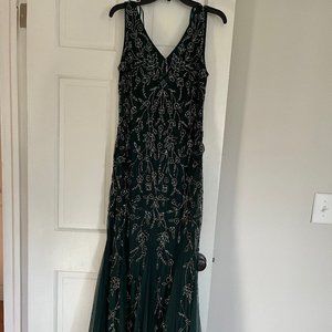 JKara formal evening  long dress (Dark Green) size 10- Brand new never worn-